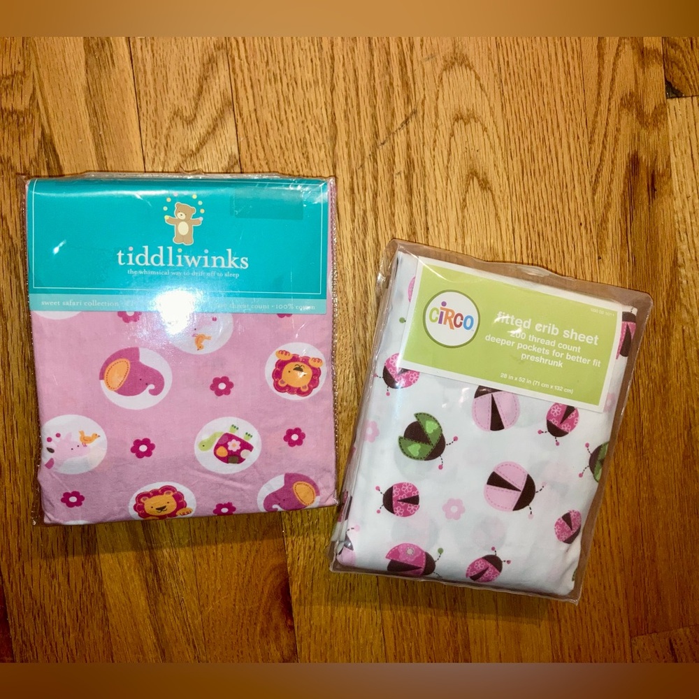 Girls Crib Sheet Colorful Lady Bug or Safari Design - NIP